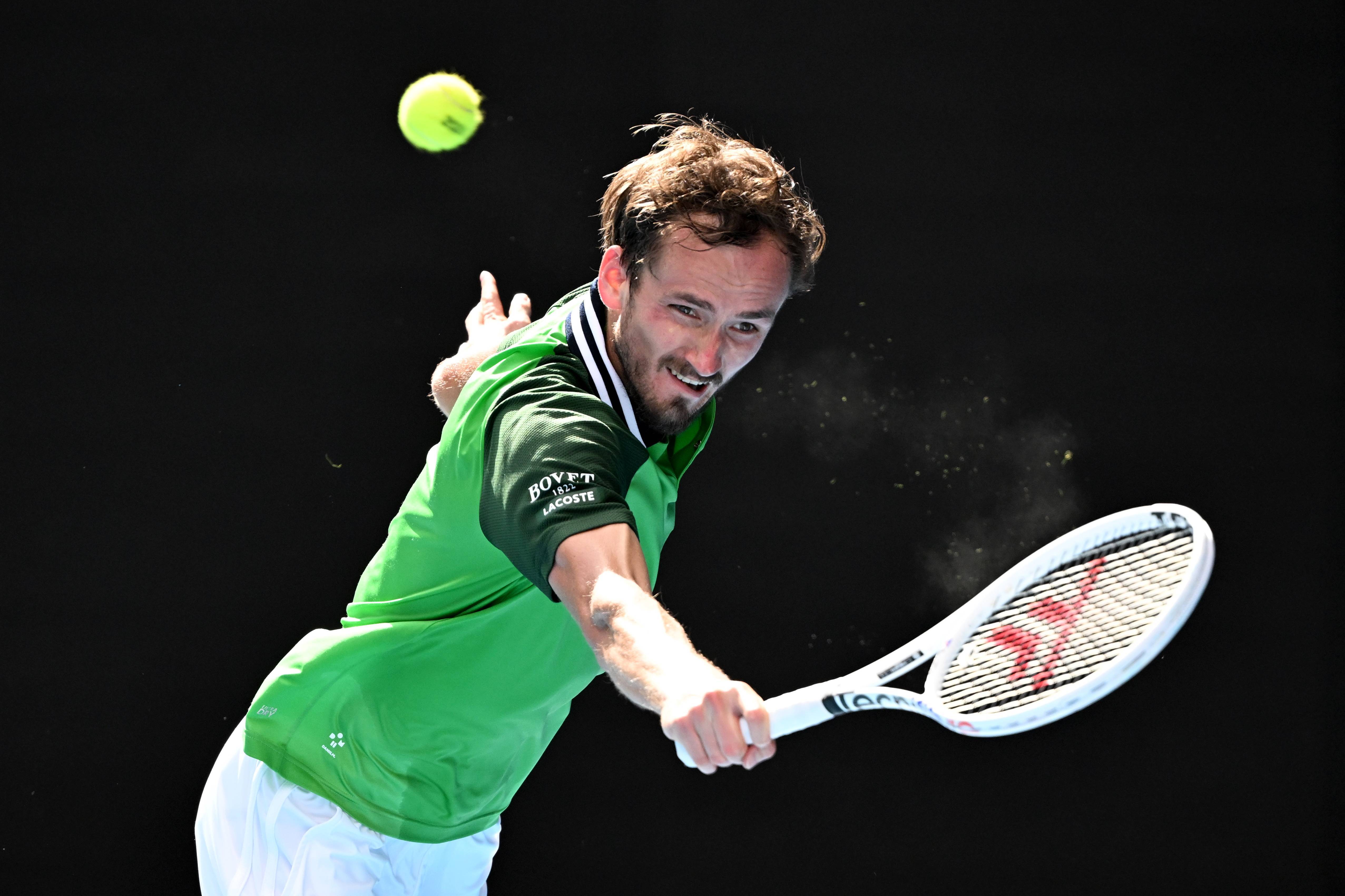 英国网球队完胜日本网球队,梅德韦杰夫绝境逆转 英国网球队完胜日本网球队,梅德韦杰夫绝境逆转