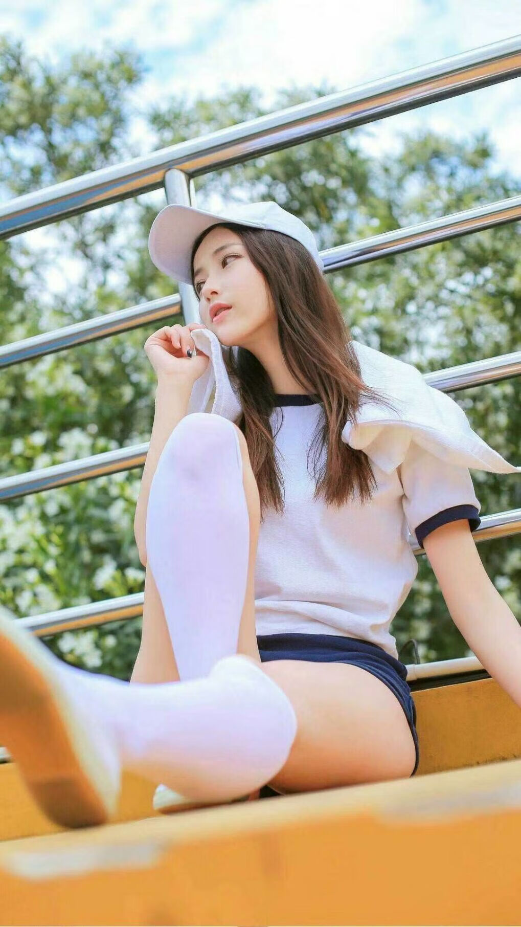 掘金凿穿高原，伦纳德凿穿掘金